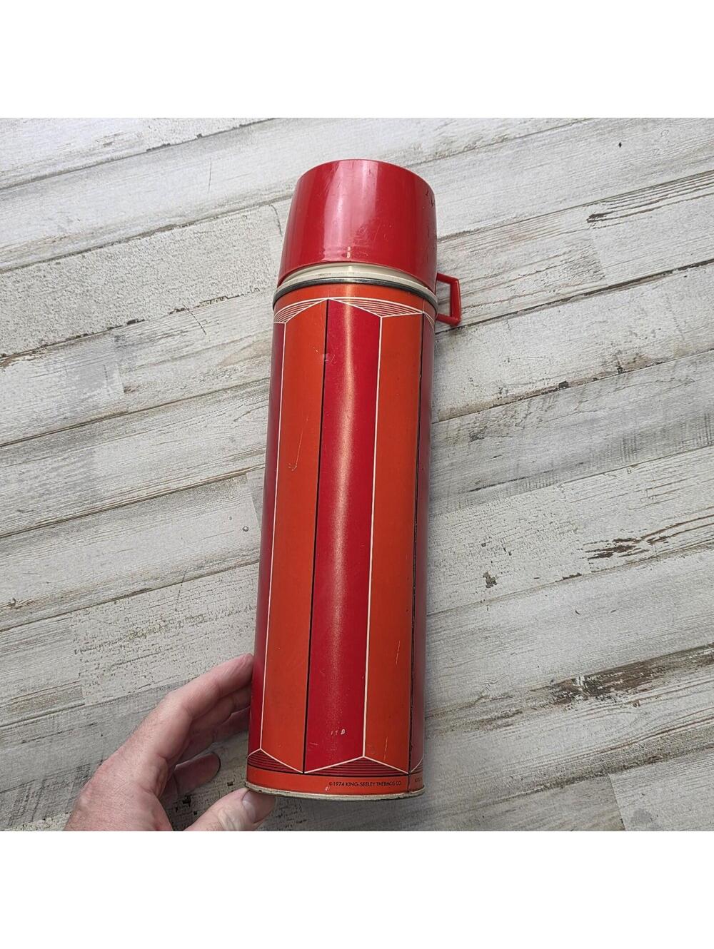 Vtg 1974 Red Orange Stripes 13.5” Thermos King-Seeley Bottle 2410 1 Quart W/ Cup